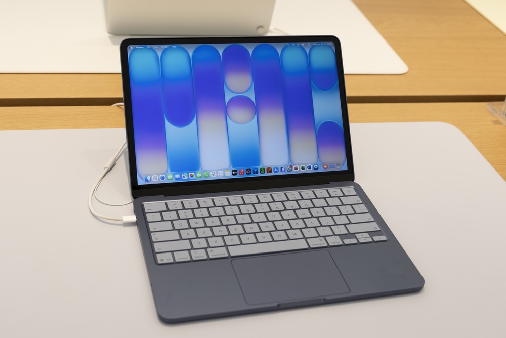 Aumento prezzi Apple MacBook iPad