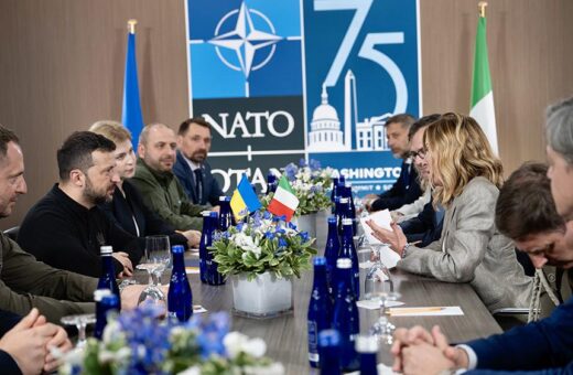 Giorgia Meloni e Volodymyr Zelensky al vertice Nato di Ankara