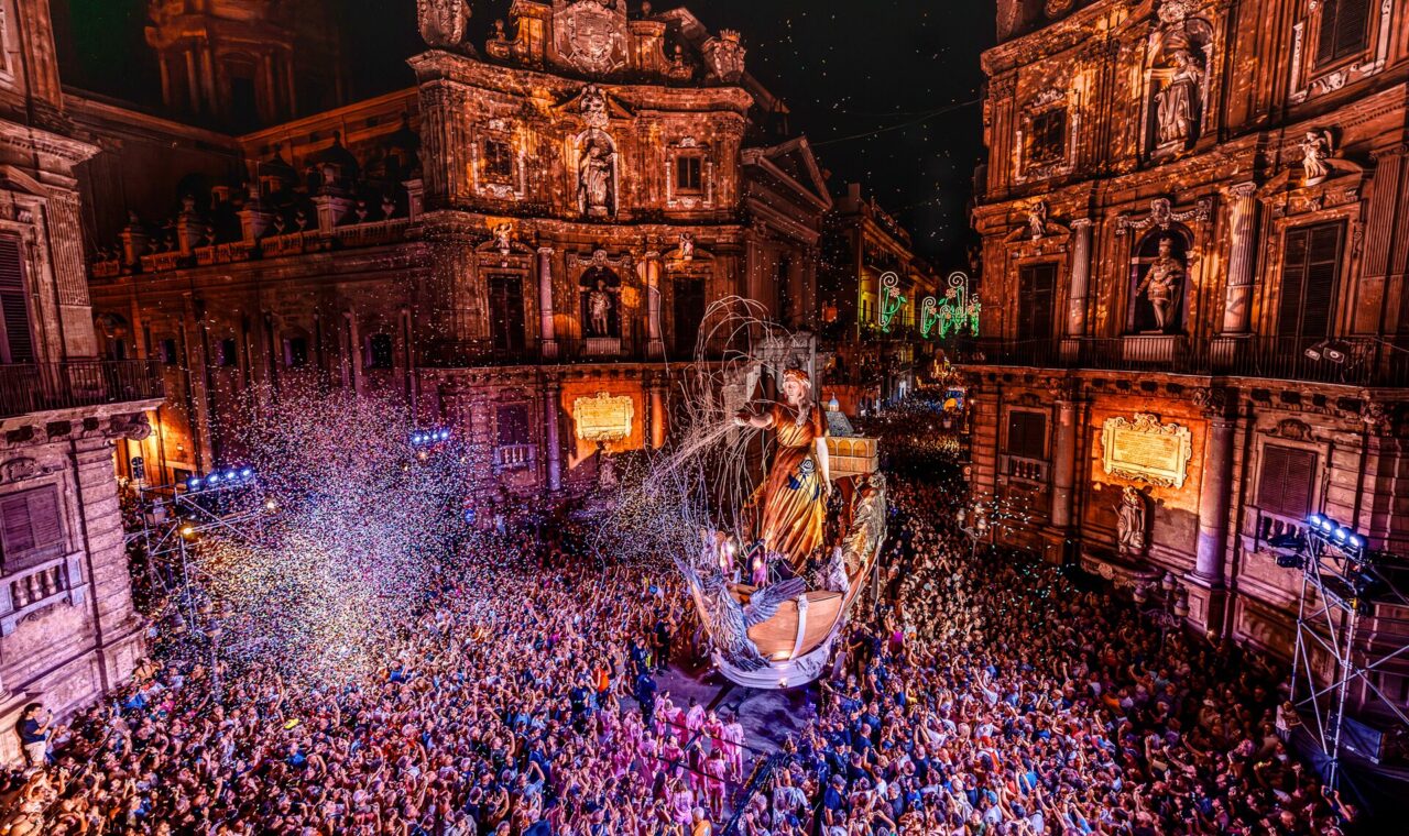 Corteo del Festino di Santa Rosalia a Palermo