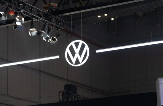 Volkswagen in trattative con JSW per cedere quote in India