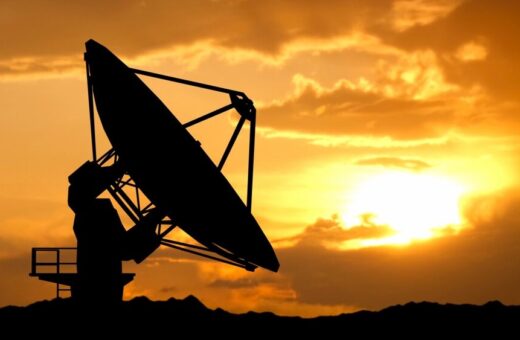 Radar satellitari per il monitoraggio della plastica nei mari