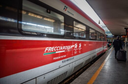Treno Frecciarossa in movimento