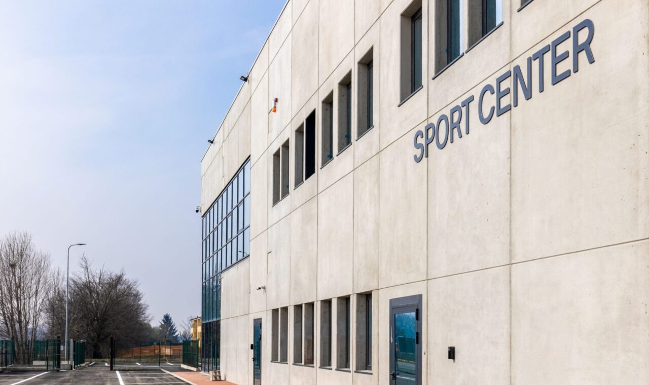Esterno del Santa Corinna Sport Center
