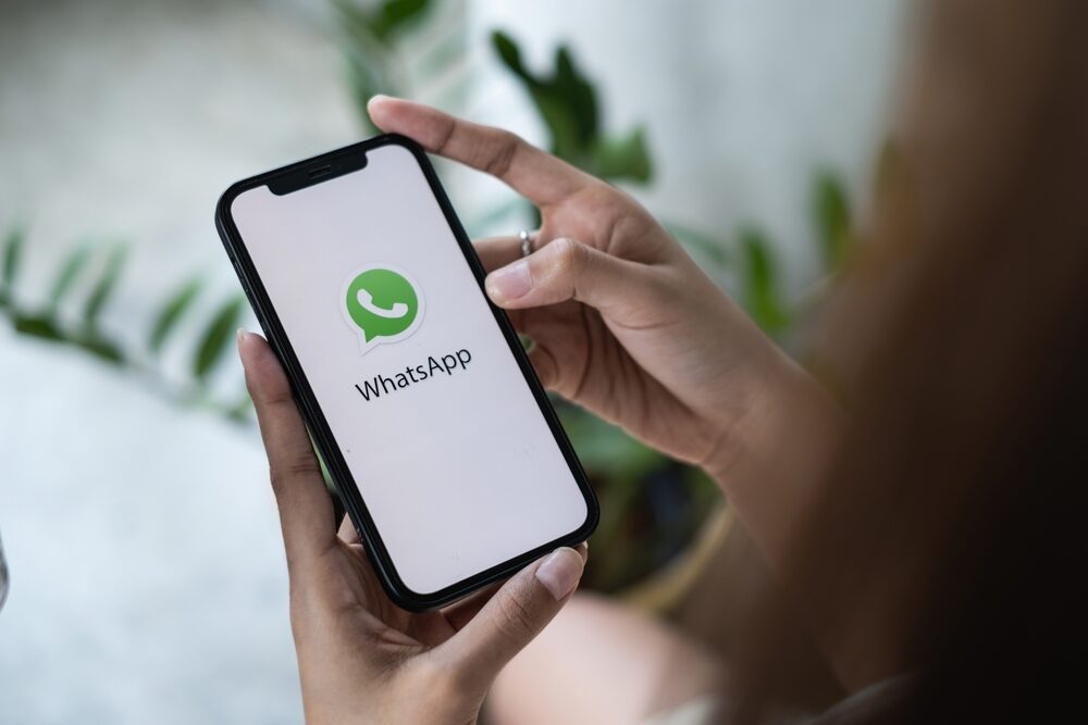 Nuova interfaccia WhatsApp su iOS